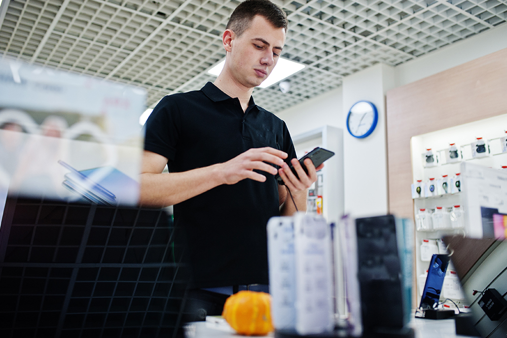 Apply for Authorized Total Wireless Dealer in Denver